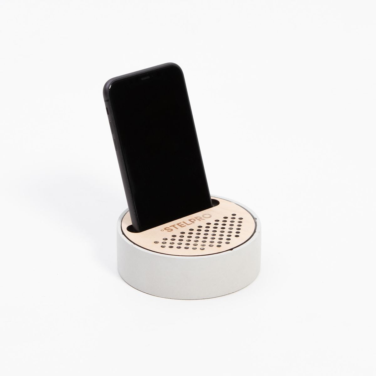 Amplified speaker *OUT OF STOCK *